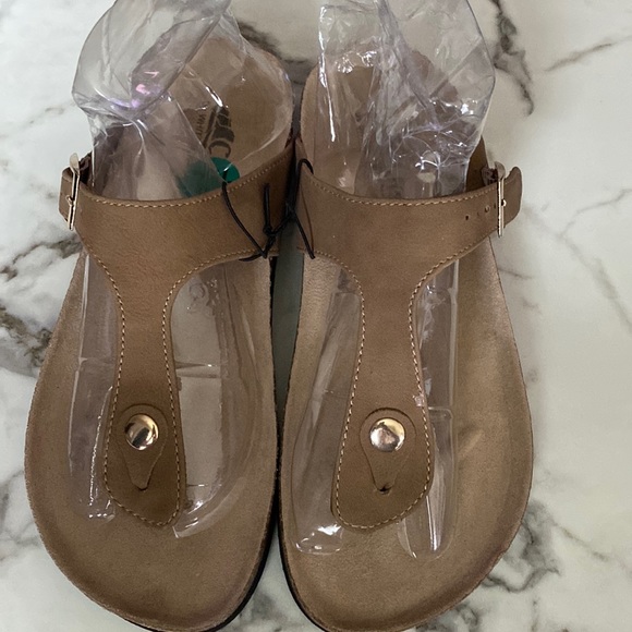 Cliffs sandals 7.5 NEW - Picture 2 of 3